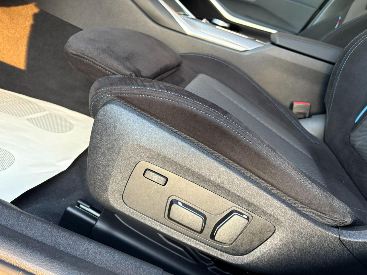 BMW 320 d 48V xDrive Touring Msport Pro TOTAL BLACK. - 22