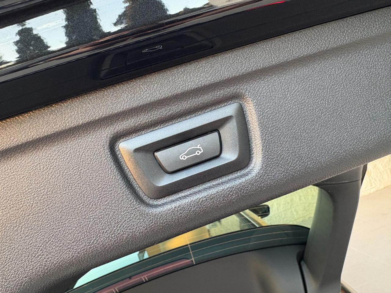 BMW 320 d 48V xDrive Touring Msport Pro TOTAL BLACK. - 52