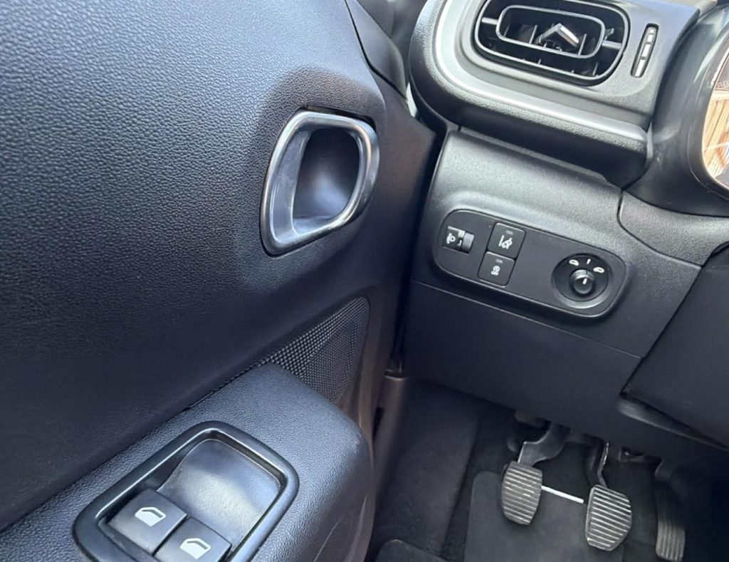 CITROEN C3 PureTech 82 S&S Feel - 6