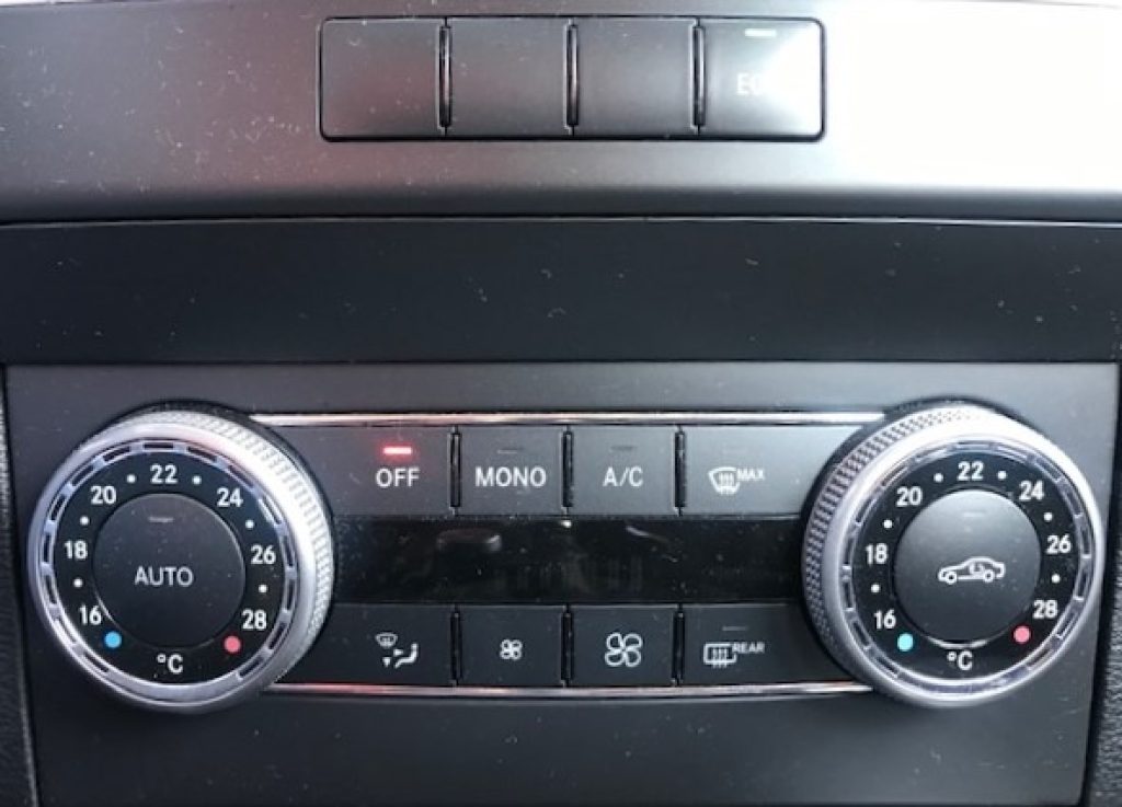 MERCEDES-BENZ GLK 220 CDI 4Matic BlueEFFICIENCY Sport - 13