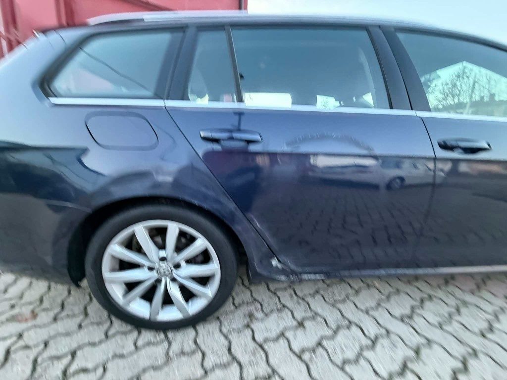 VOLKSWAGEN Golf Variant 2.0 TDI Executive BlueMotion Technology - 6