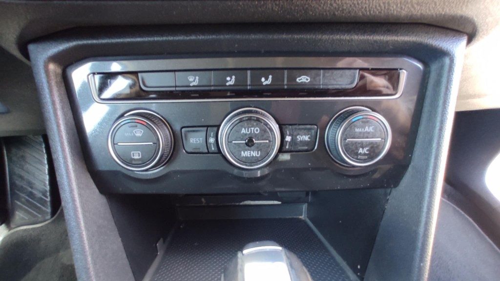 VOLKSWAGEN Tiguan Allspace 2.0 TDI 7 POSTI SCR DSG Business BMT - 15