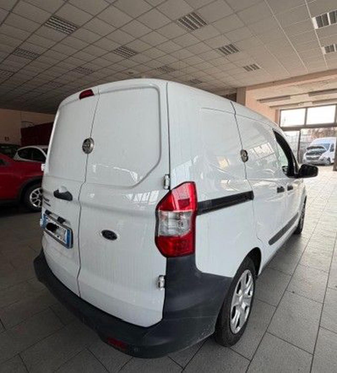 FORD Transit Courier 1.5 TDCi 75CV Van Trend - 4