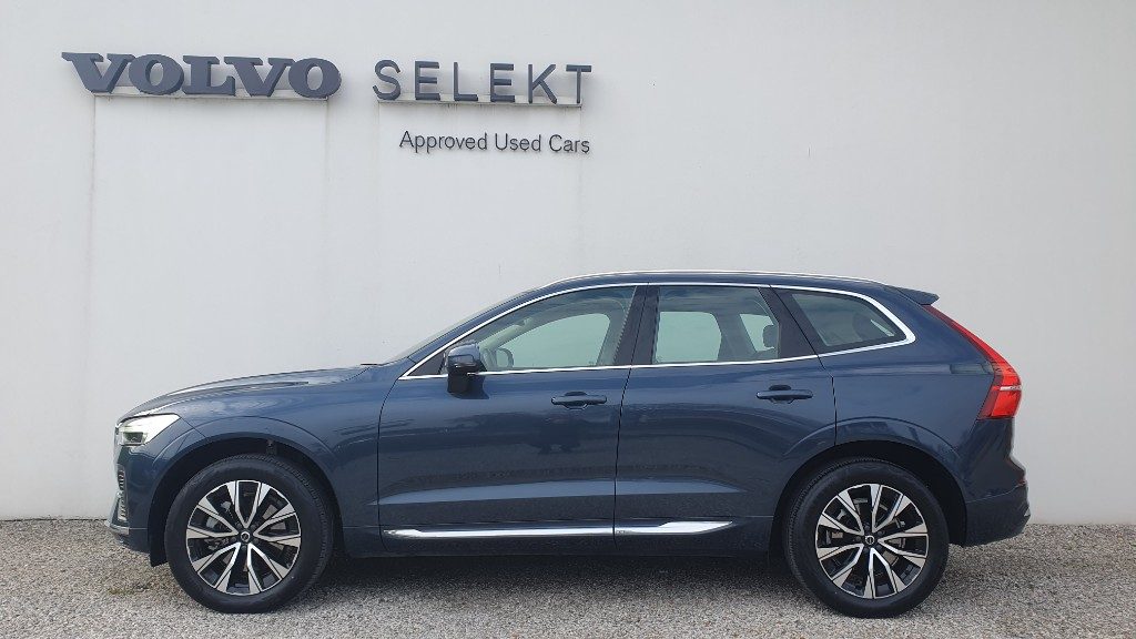 VOLVO XC60 B4 (d) AWD automatico Plus Bright - Foto 2