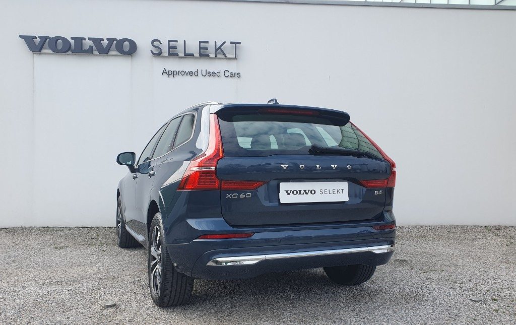 VOLVO XC60 B4 (d) AWD automatico Plus Bright - Foto 3