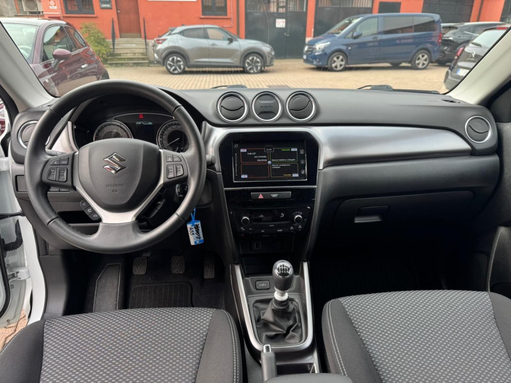 SUZUKI Vitara 1.4 Hybrid 130CV COOL - 8