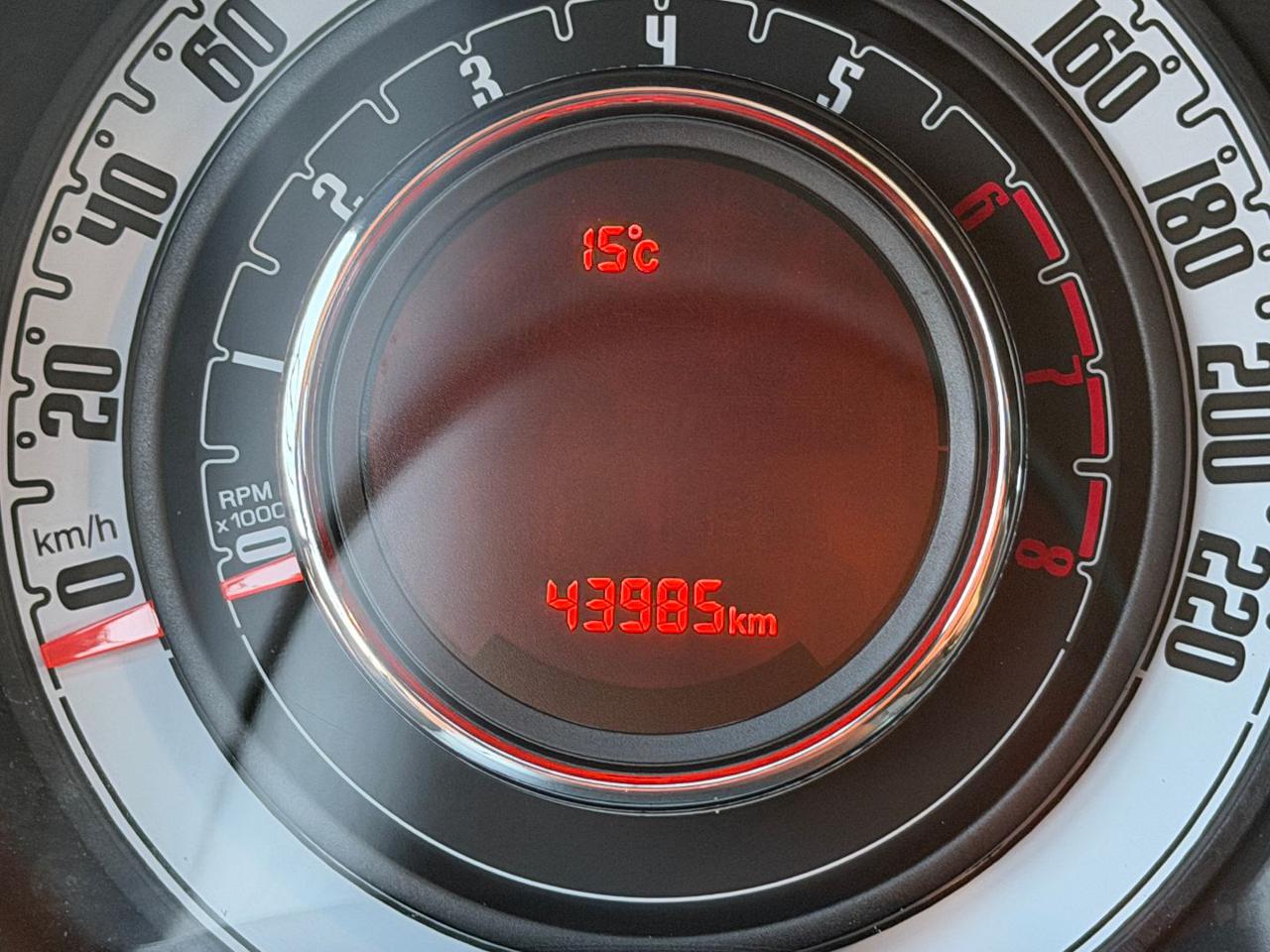 FIAT 500 1.0 Hybrid - 11