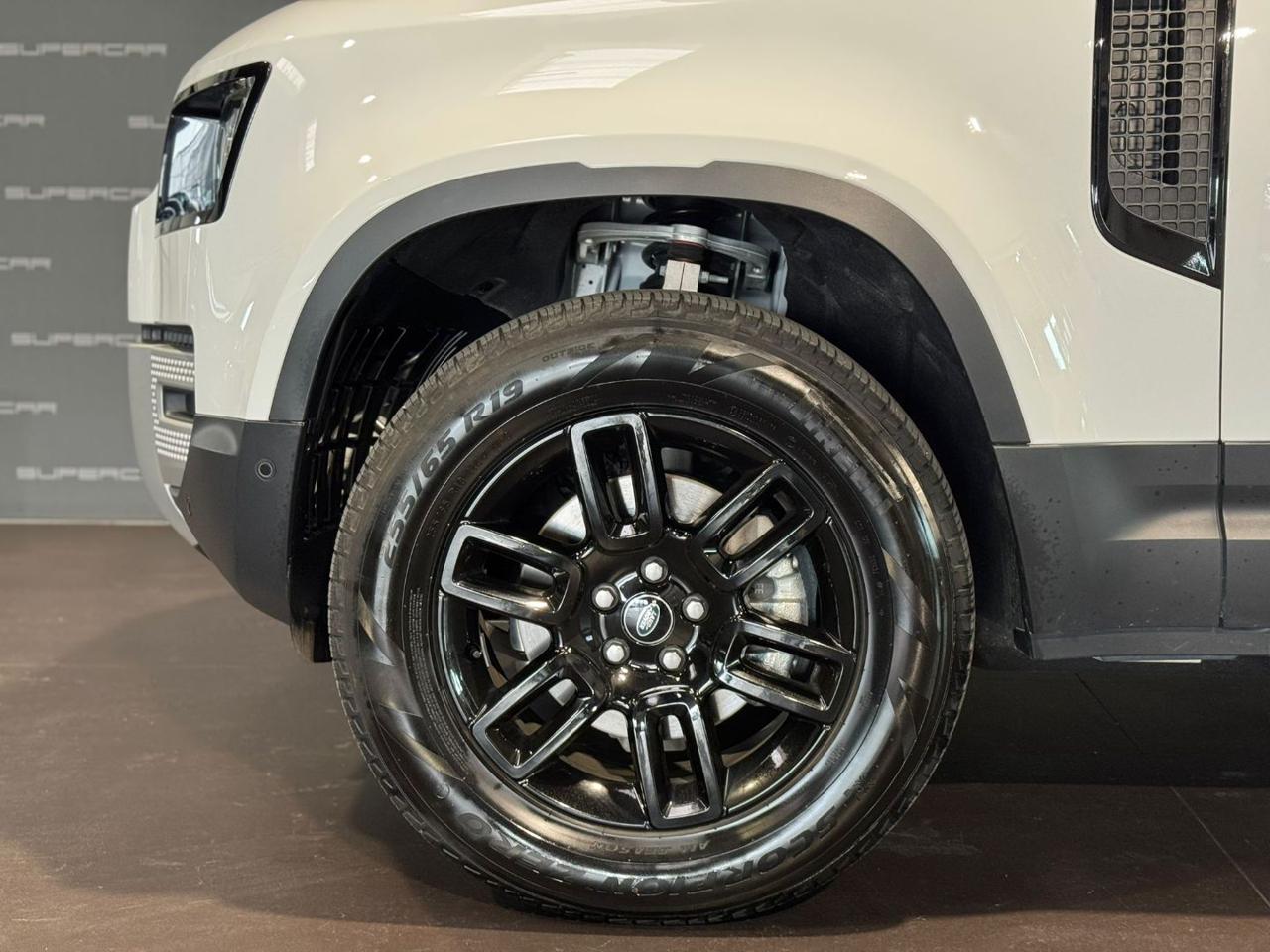 LAND ROVER Defender 90 3.0D I6 200 CV AWD Auto S - 8