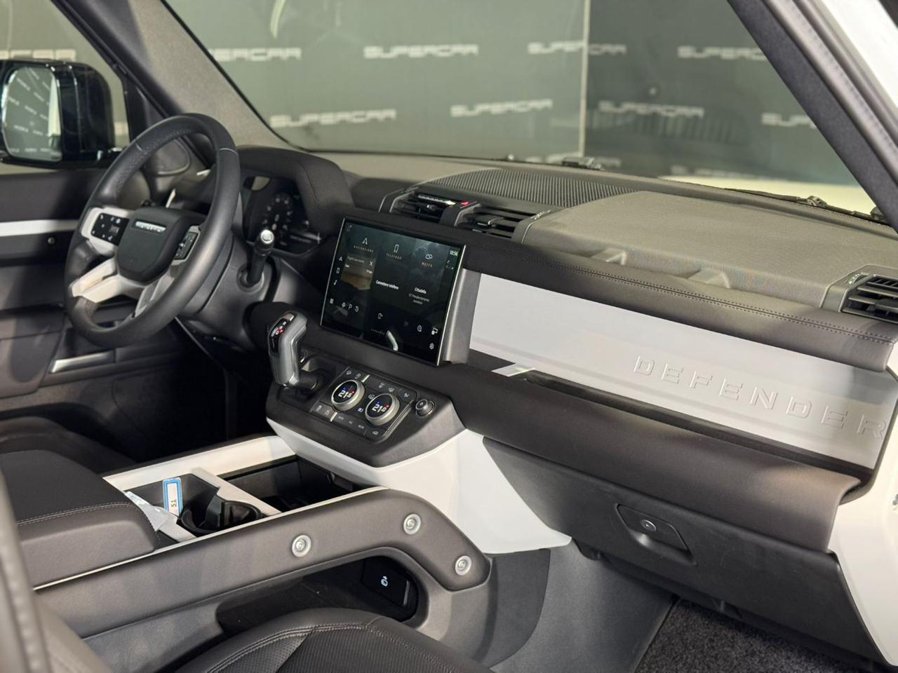 LAND ROVER Defender 90 3.0D I6 200 CV AWD Auto S - 11