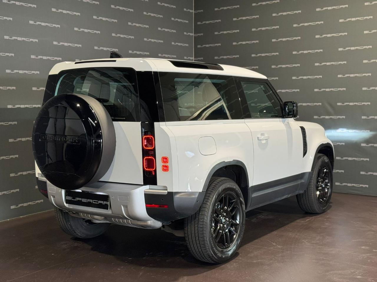 LAND ROVER Defender 90 3.0D I6 200 CV AWD Auto S - 3