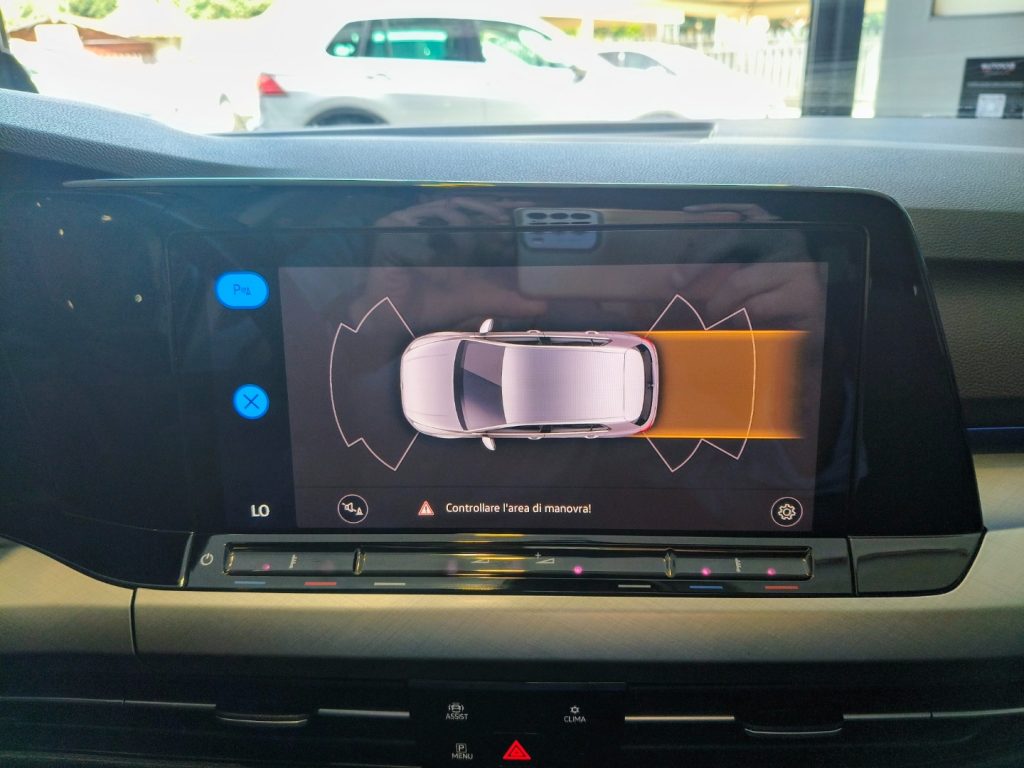 VOLKSWAGEN Golf 1.0 TSI 110 Cv e-EVO Aut. DSG Life - 12