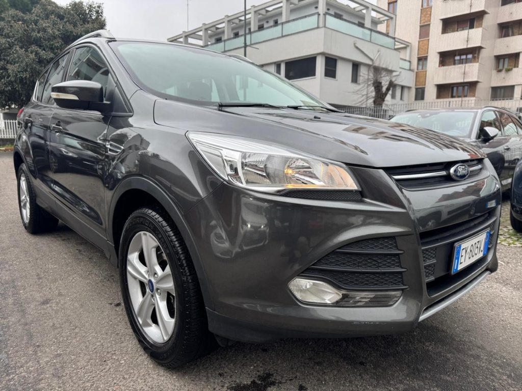 FORD Kuga 2.0 TDCI 120 CV S&S 2WD TITANIUM - 2