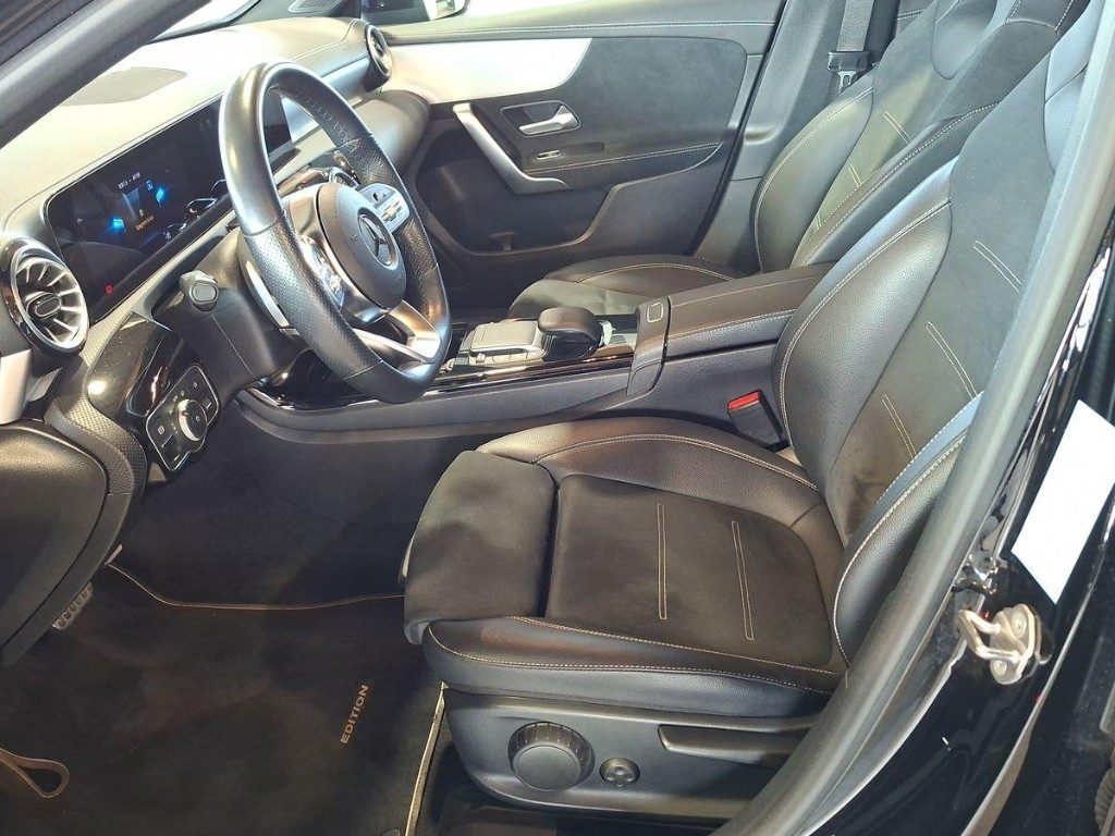 MERCEDES-BENZ A 180 d Premium Aut - 8