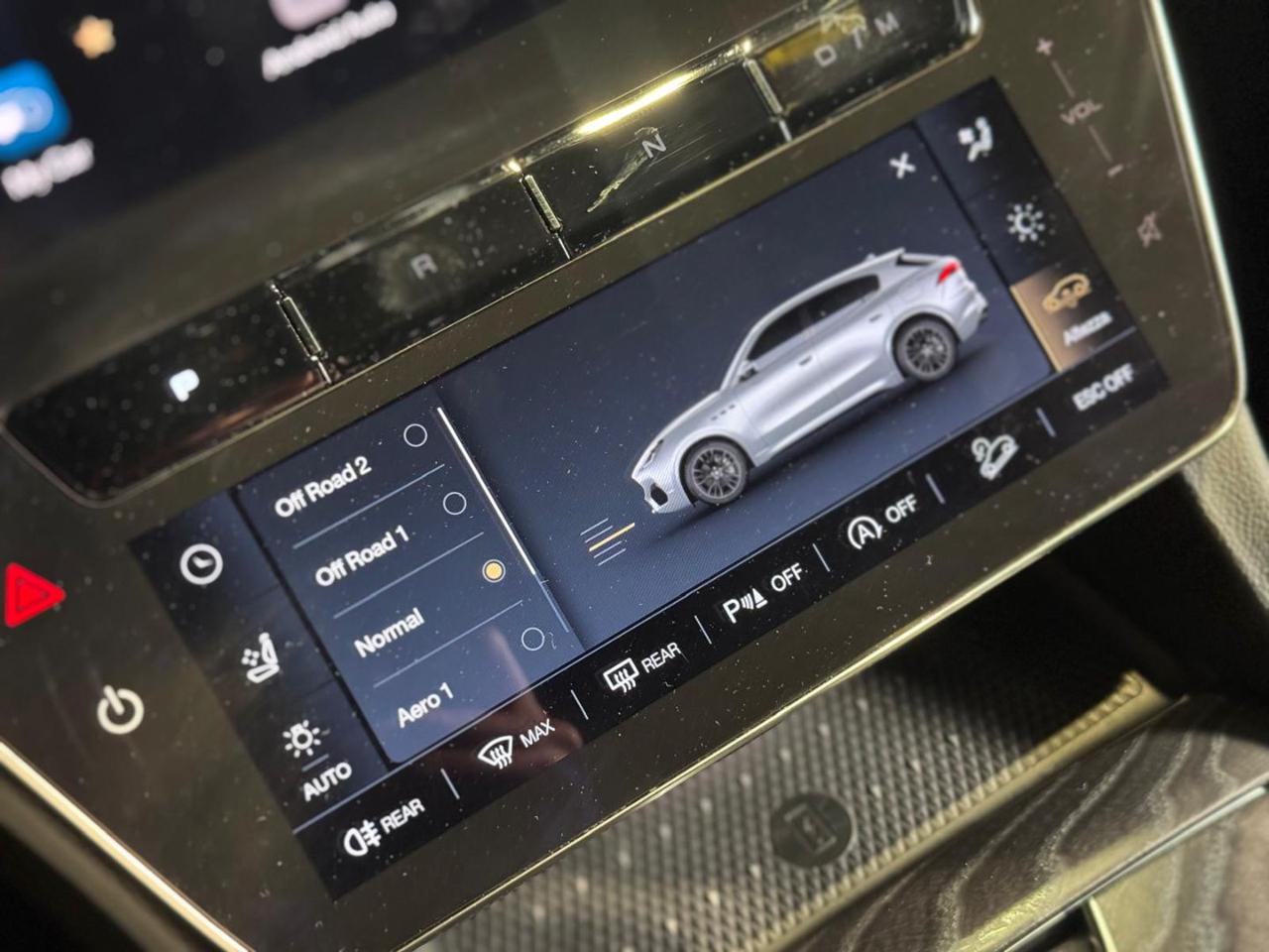 MASERATI Grecale MHEV 300 CV AWD GT - 18