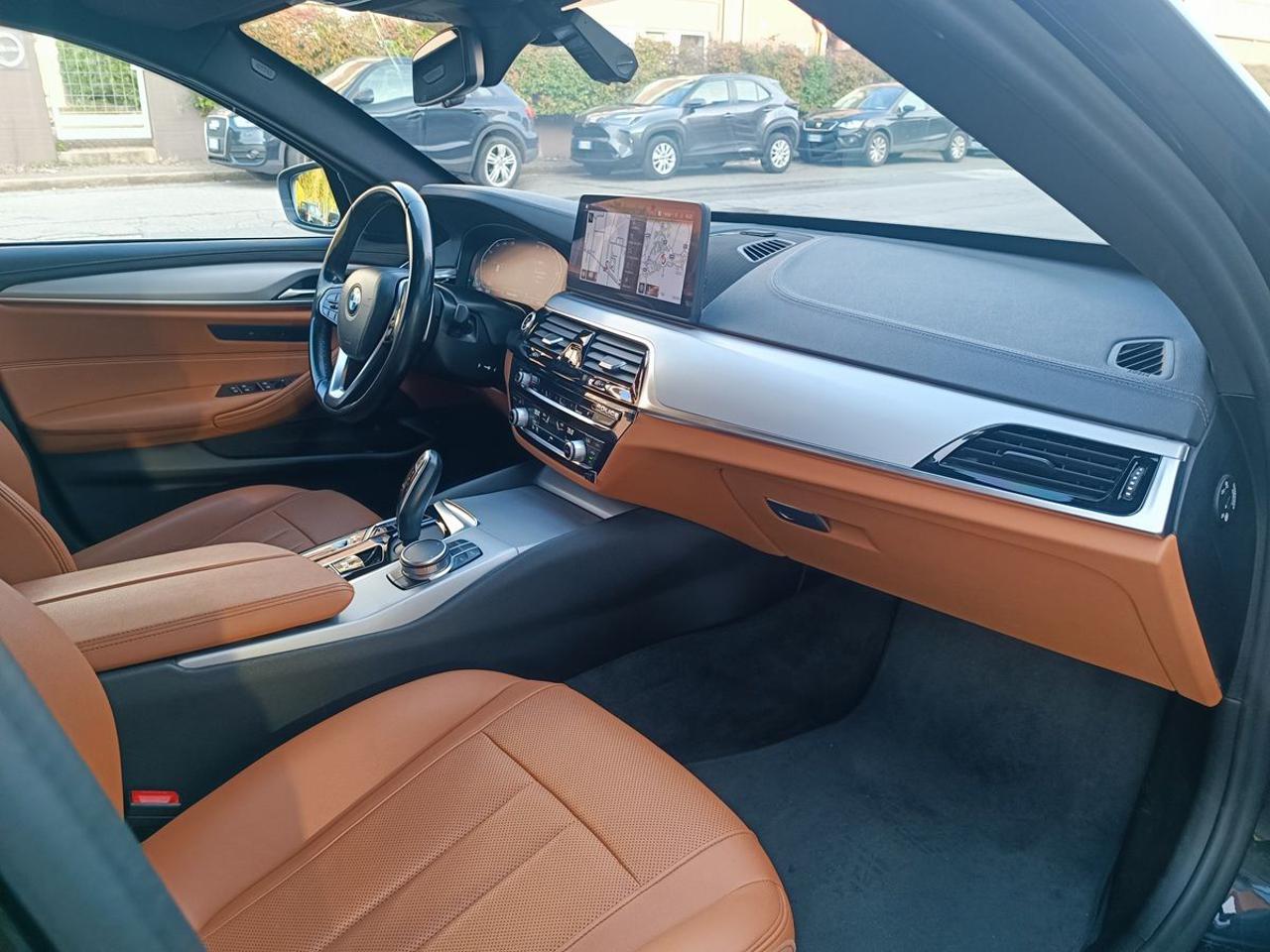 BMW 530 d 48V xDrive Luxury - 15