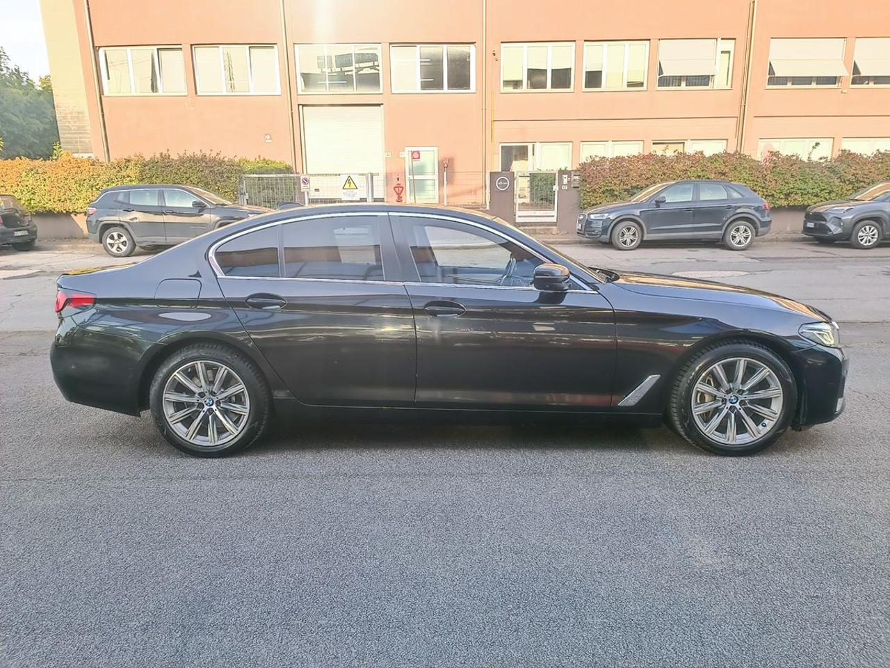 BMW 530 d 48V xDrive Luxury - 26