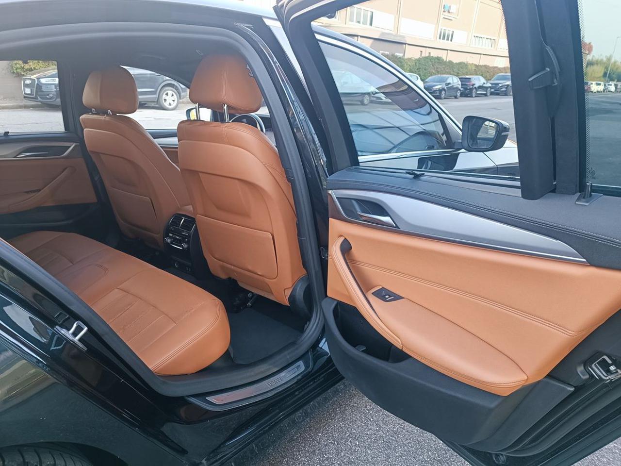 BMW 530 d 48V xDrive Luxury - 13