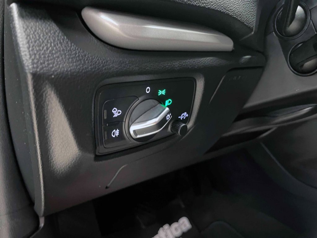 AUDI A3 3P 1.6 TDI 110CV - 17