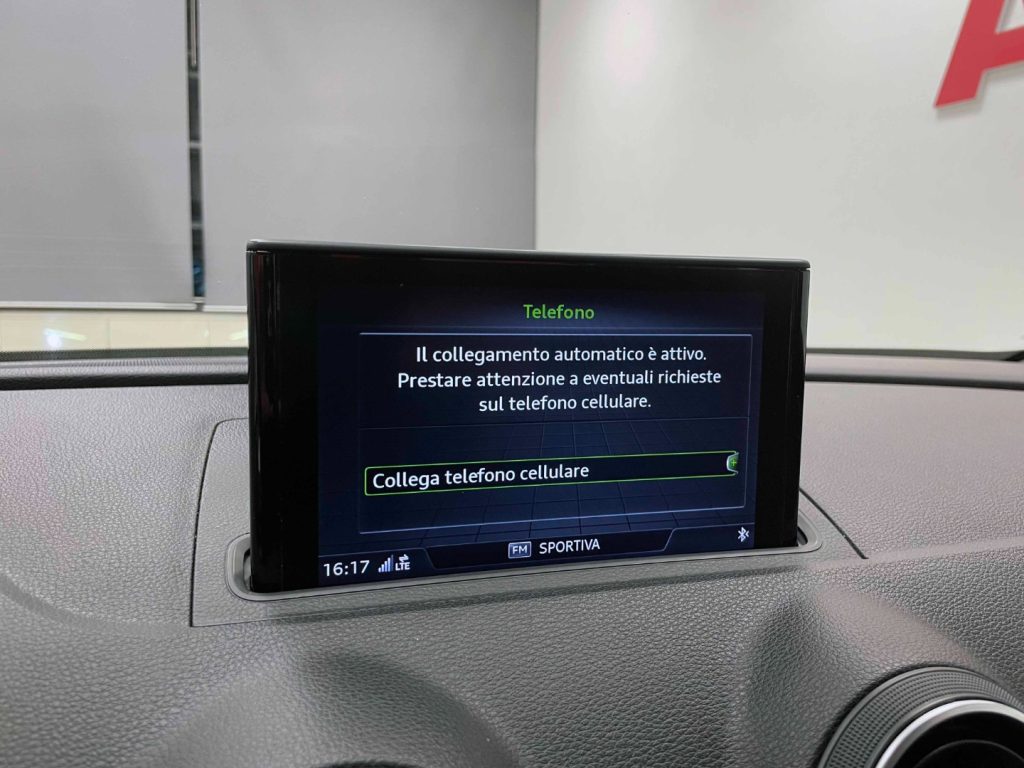 AUDI A3 3P 1.6 TDI 110CV - 24