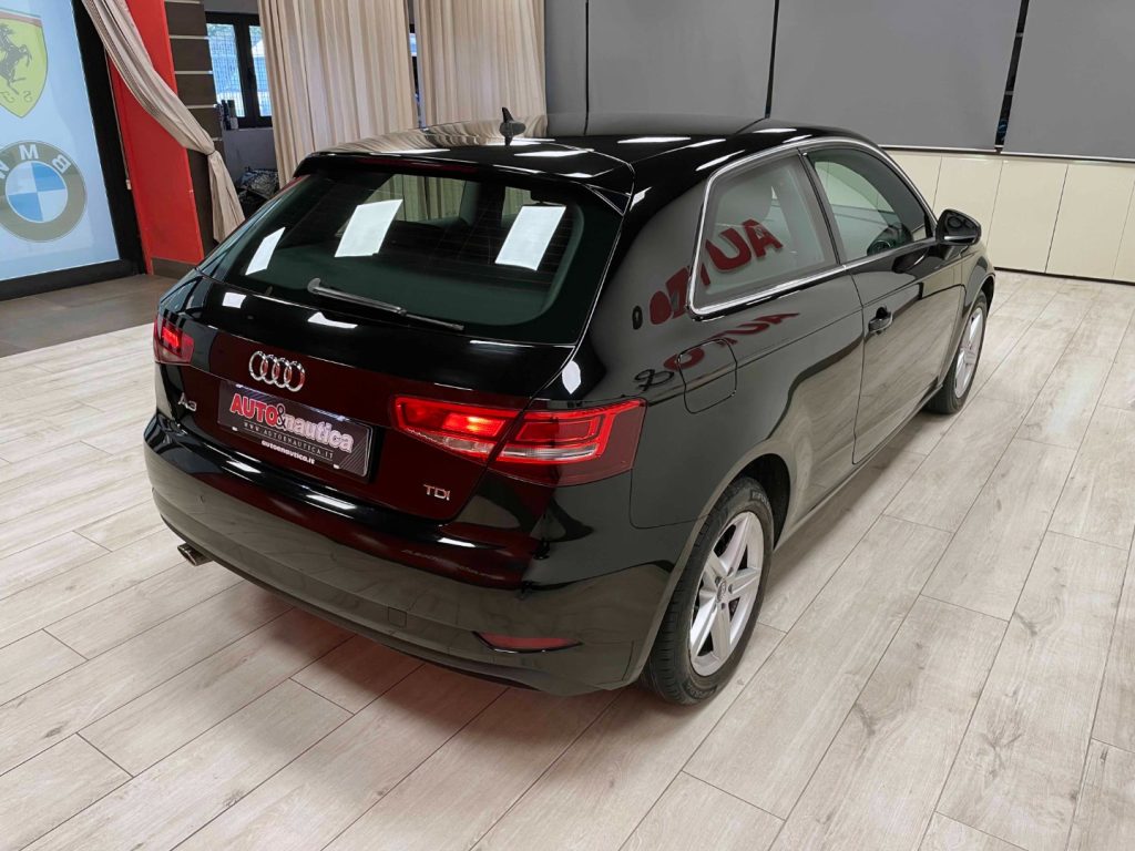 AUDI A3 3P 1.6 TDI 110CV - 39