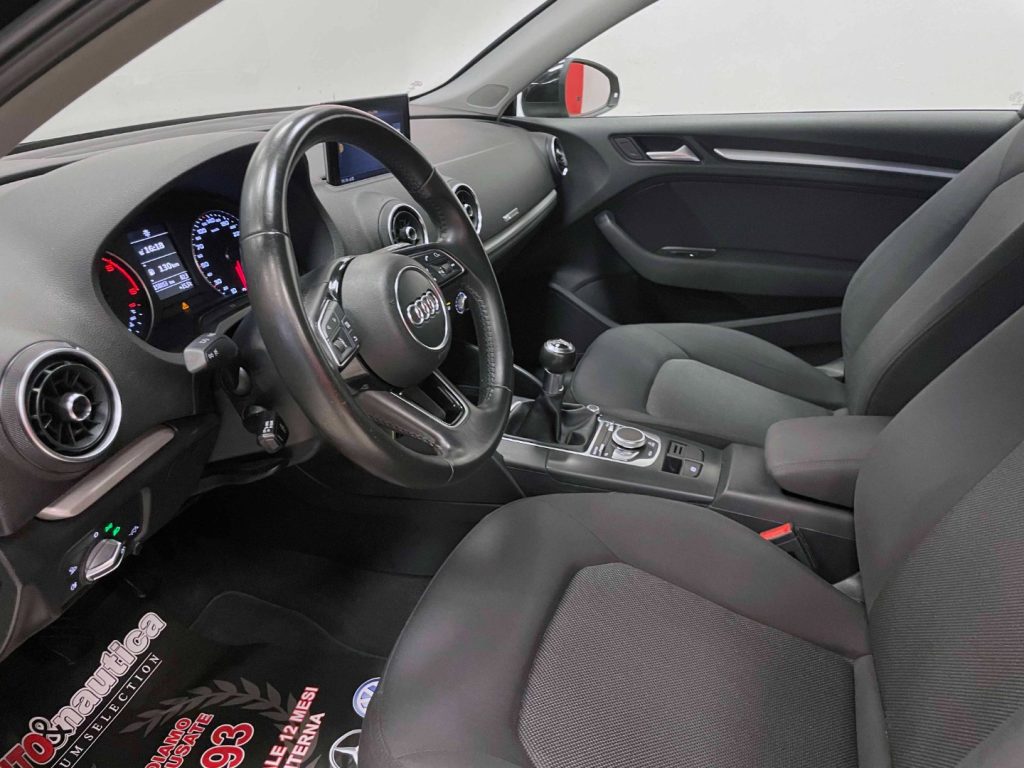 AUDI A3 3P 1.6 TDI 110CV - 42