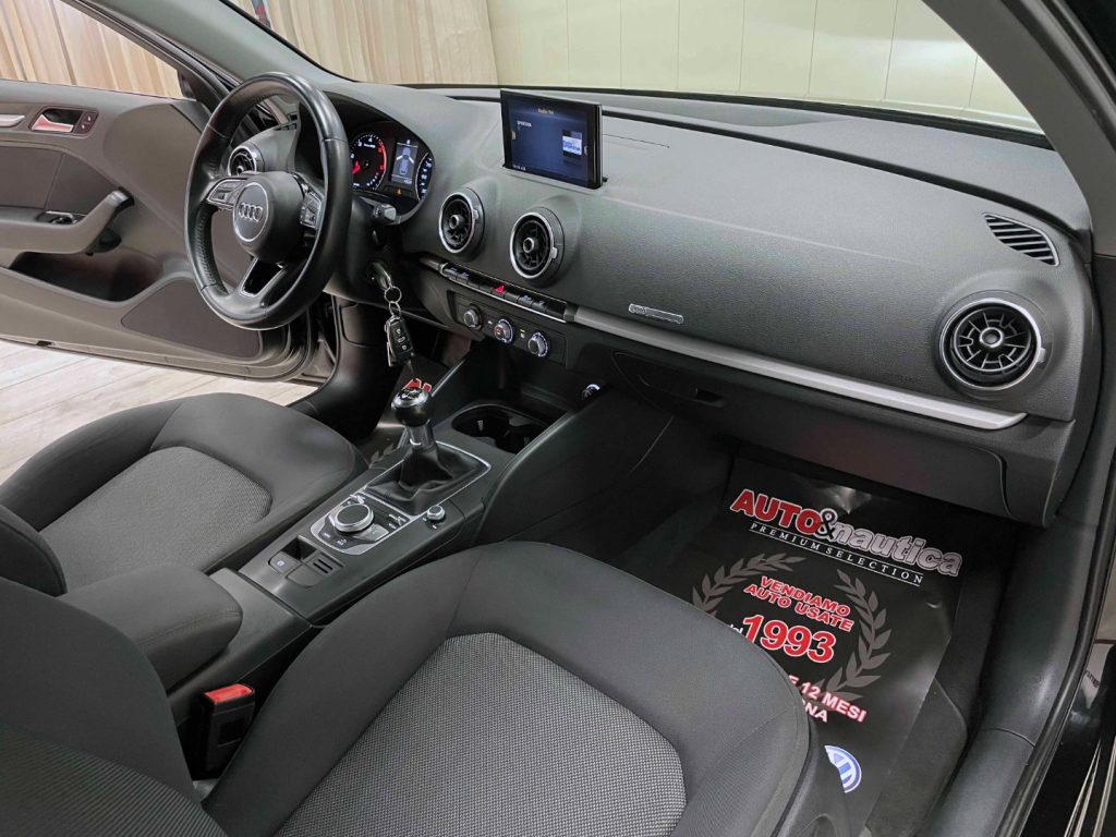 AUDI A3 3P 1.6 TDI 110CV - 43