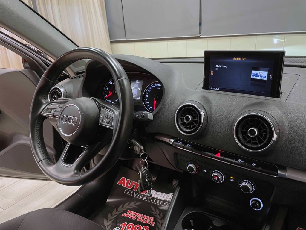 AUDI A3 3P 1.6 TDI 110CV - 44