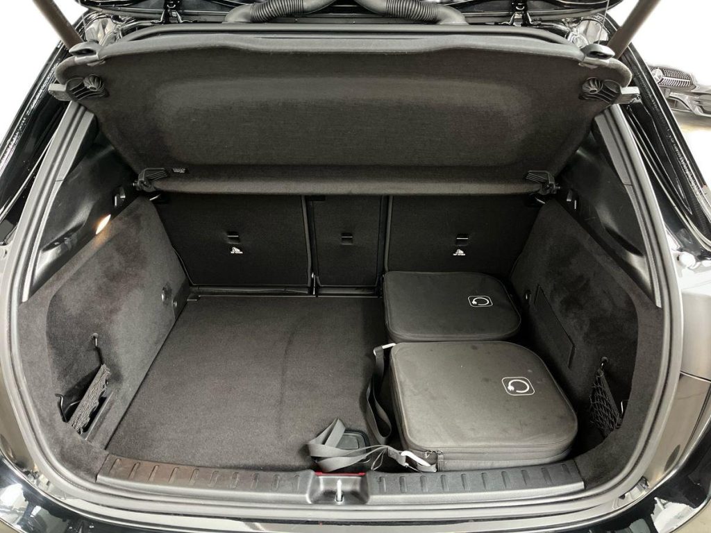 MERCEDES-BENZ GLA 250 e EQ-Power Automatic Sport Plus - 13