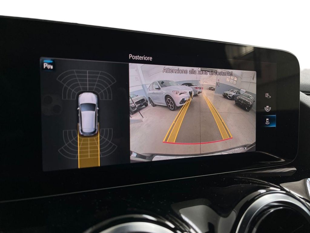 MERCEDES-BENZ GLA 250 e EQ-Power Automatic Sport Plus - 12