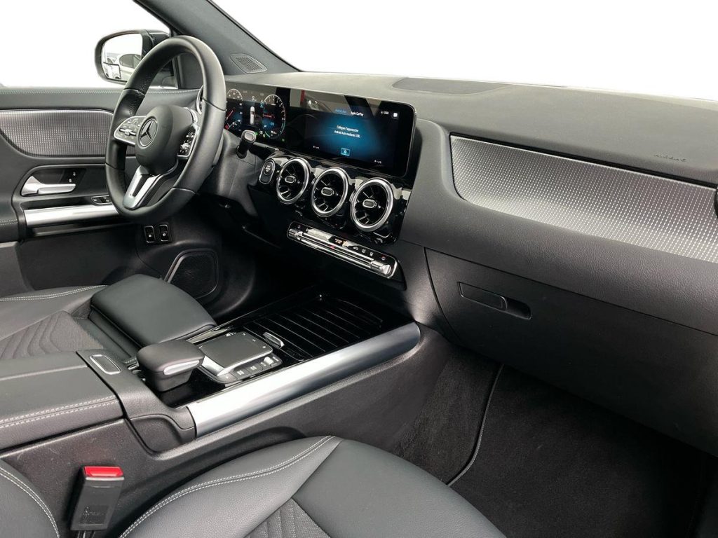 MERCEDES-BENZ GLA 250 e EQ-Power Automatic Sport Plus - 16