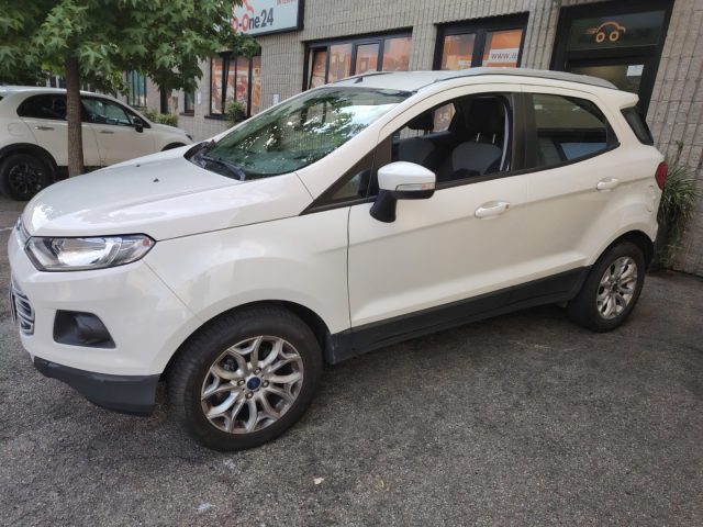 FORD EcoSport Bianco pastello