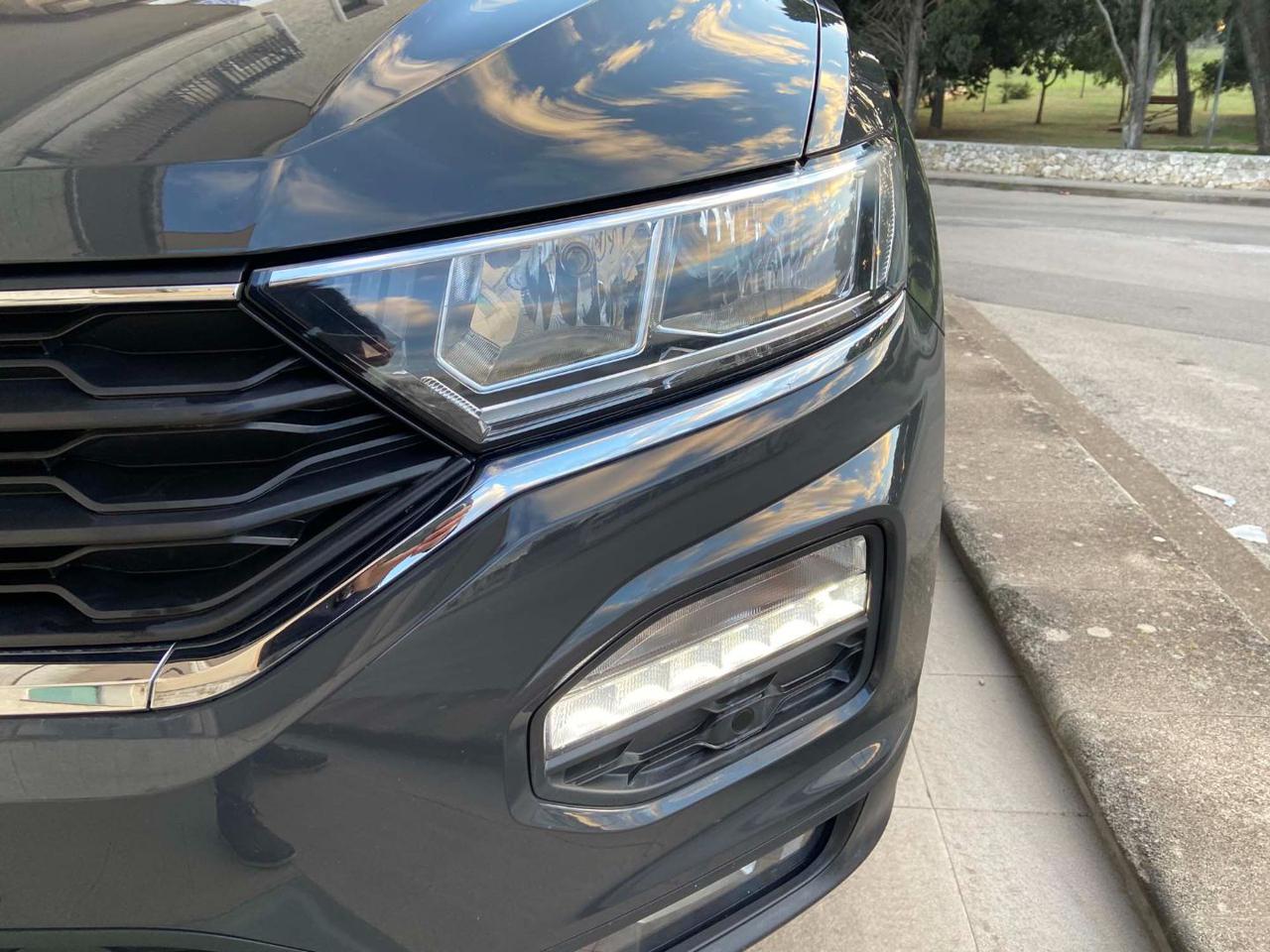 VOLKSWAGEN T-Roc 1.6 TDI SCR Business BlueMotion Technology - 21