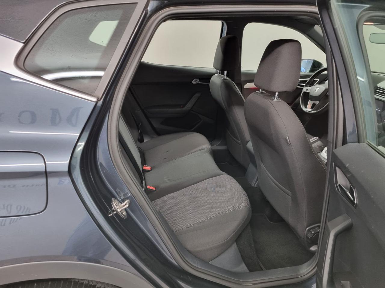 SEAT Arona 1.0 TGI XCELLENCE - 10