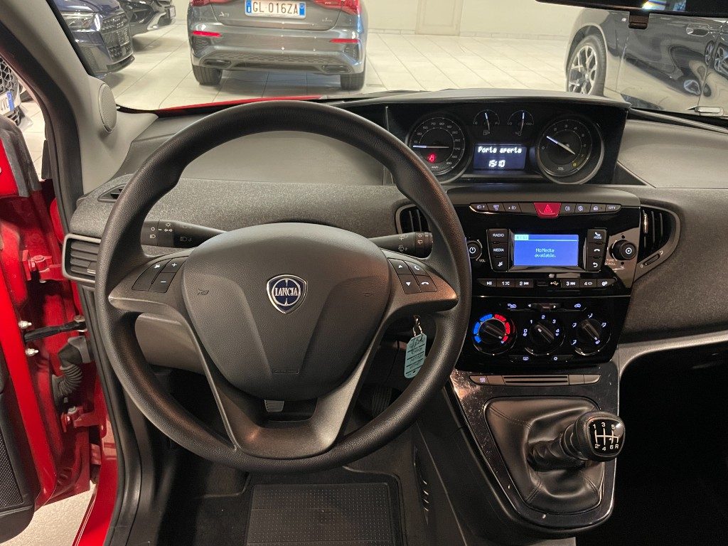 LANCIA Ypsilon 1.0 FireFly 5 porte Hybrid Silver+5posti+Bluetooth - 9