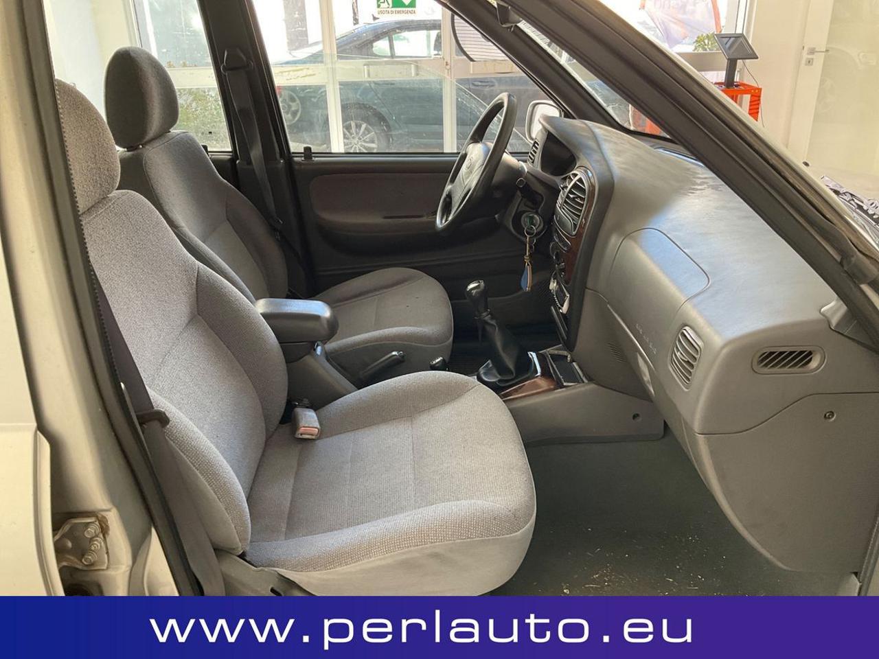 KIA Sportage 2.0i 16V cat Wag. 4x4 - 3