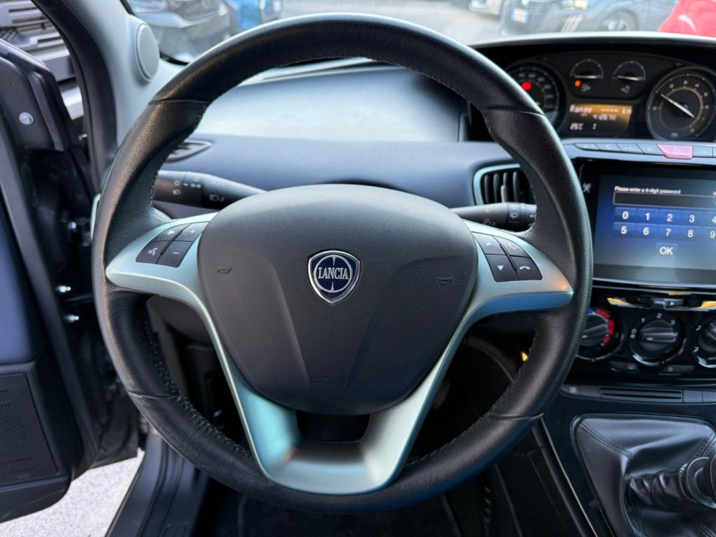 LANCIA Ypsilon 1.0 FireFly 5 porte S&S Hybrid Platino - 14