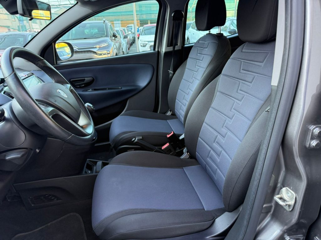 LANCIA Ypsilon 1.0 FireFly 5 porte S&S Hybrid Platino - 19