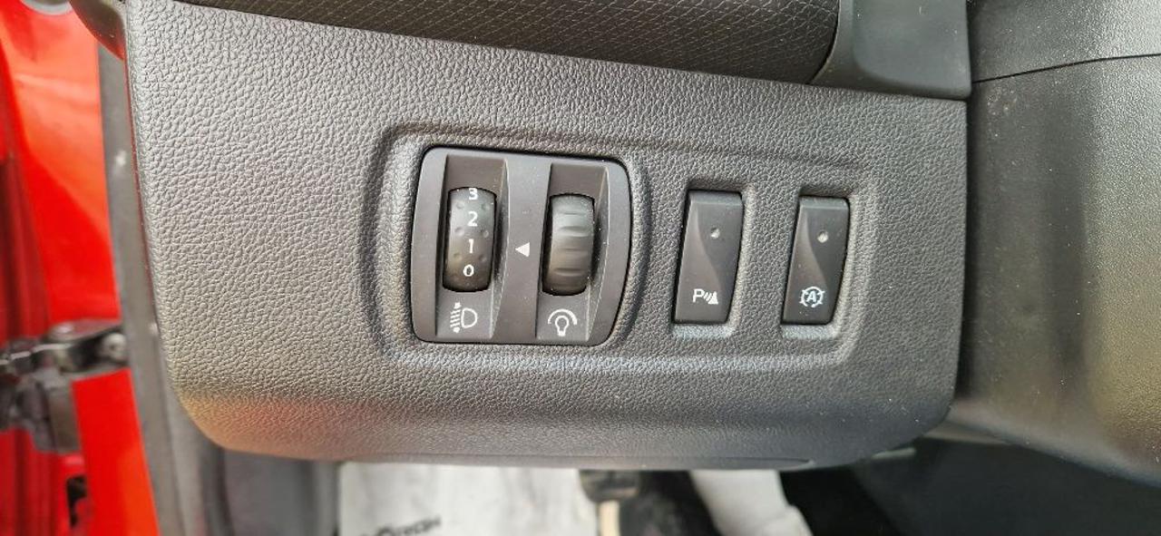 RENAULT Clio dCi 8V 75CV Start&Stop 5 porte Energy DUEL - 8