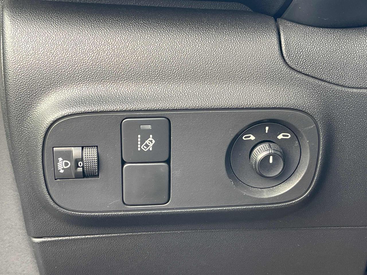 CITROEN C3 BlueHDi 100 S&S You - 12