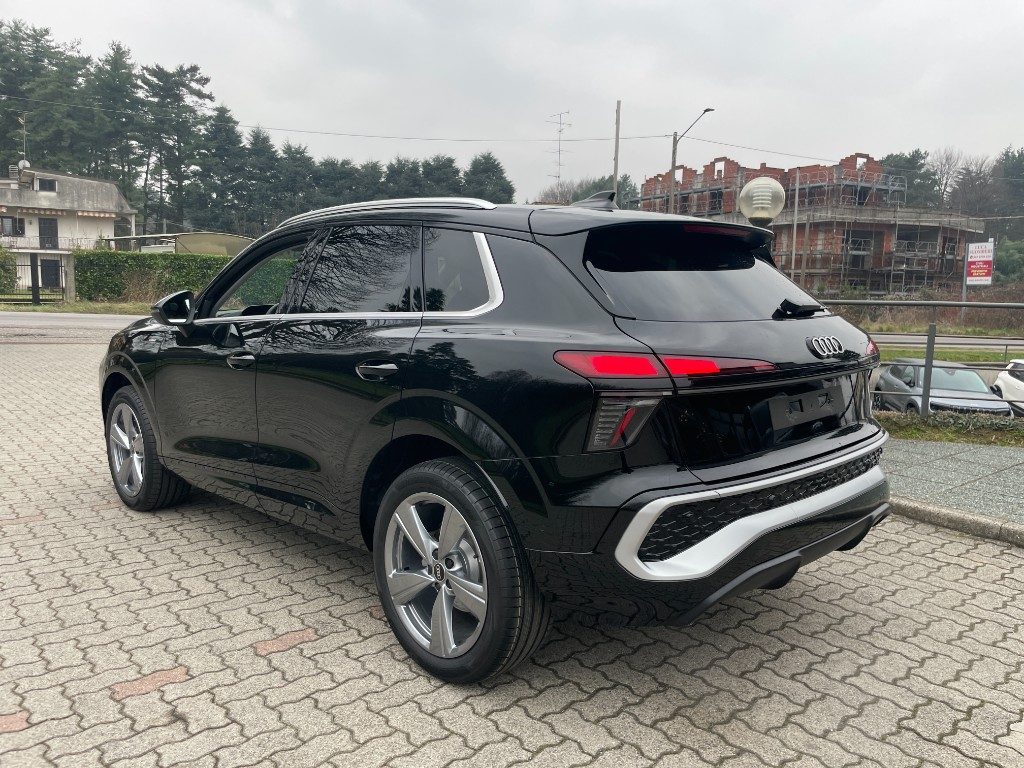 AUDI Q3 TFSI 110 kW mHEV S tronic S LINE KM0-PRONTA CONS. - 4