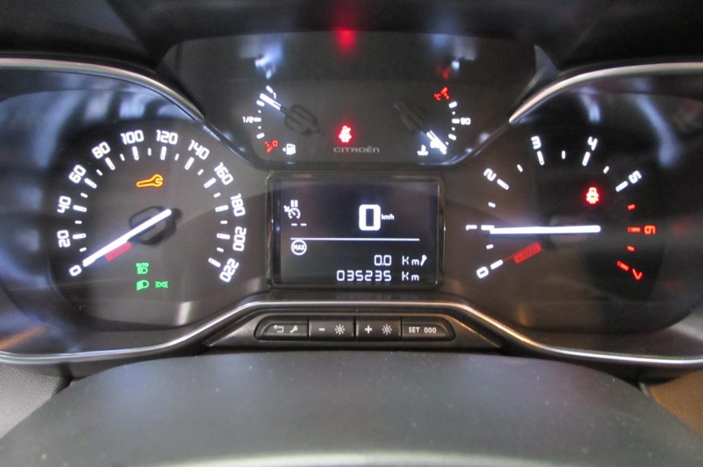 CITROEN C3 Aircross PureTech 110 S&S PLUS - 9