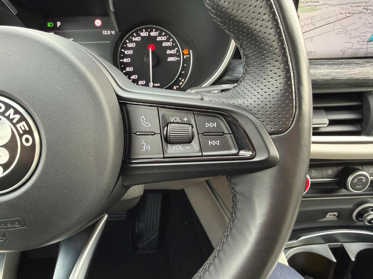 ALFA ROMEO Stelvio 2.2 TD 190CV AT8 Q4 EXECUTIVE NAVI+PELLE TOT+R.CAM - 23