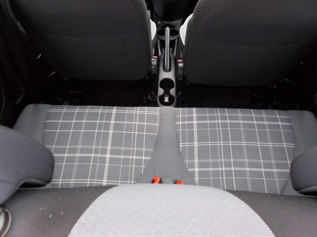 FIAT 500 1.0 Hybrid Lounge - 13