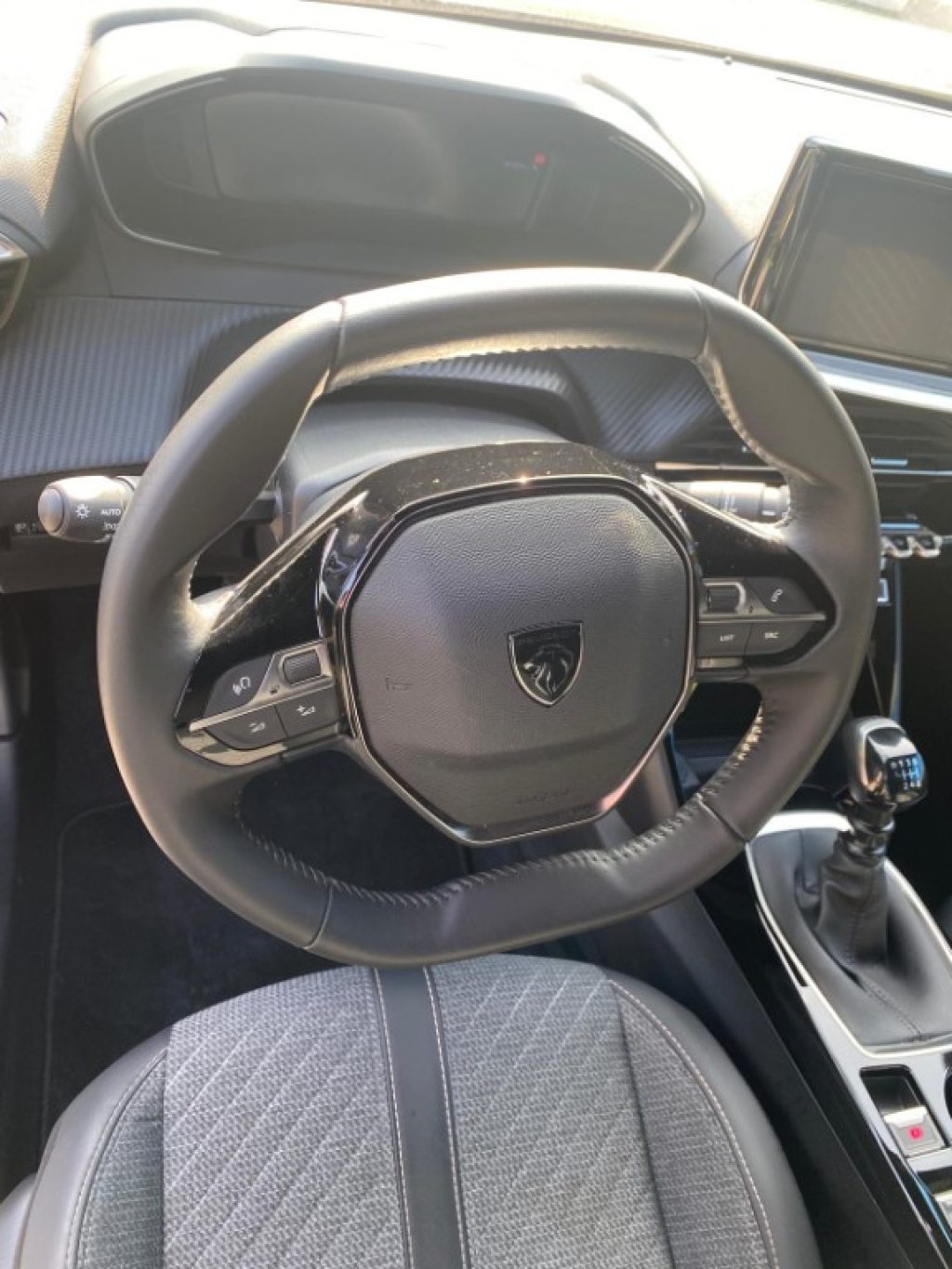 PEUGEOT 2008 PureTech 100 S&S Allure -AZIENDALE OK NEOPATENTATI - 9