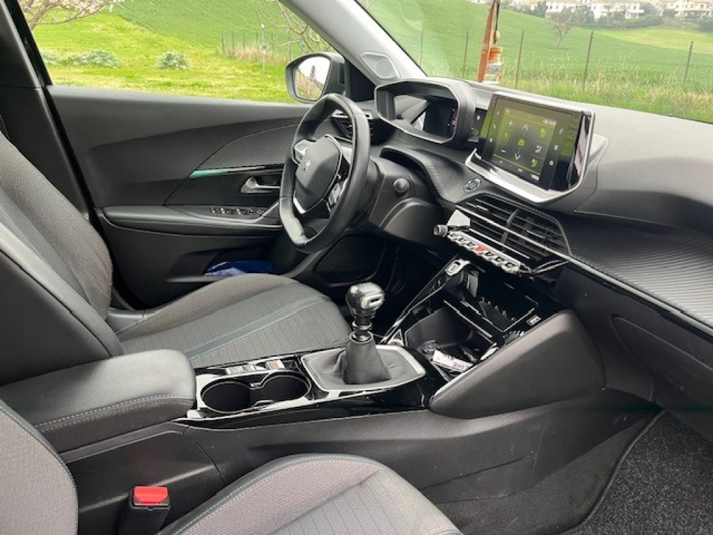 PEUGEOT 2008 BlueHDi 110 S&S Allure Pack - 23