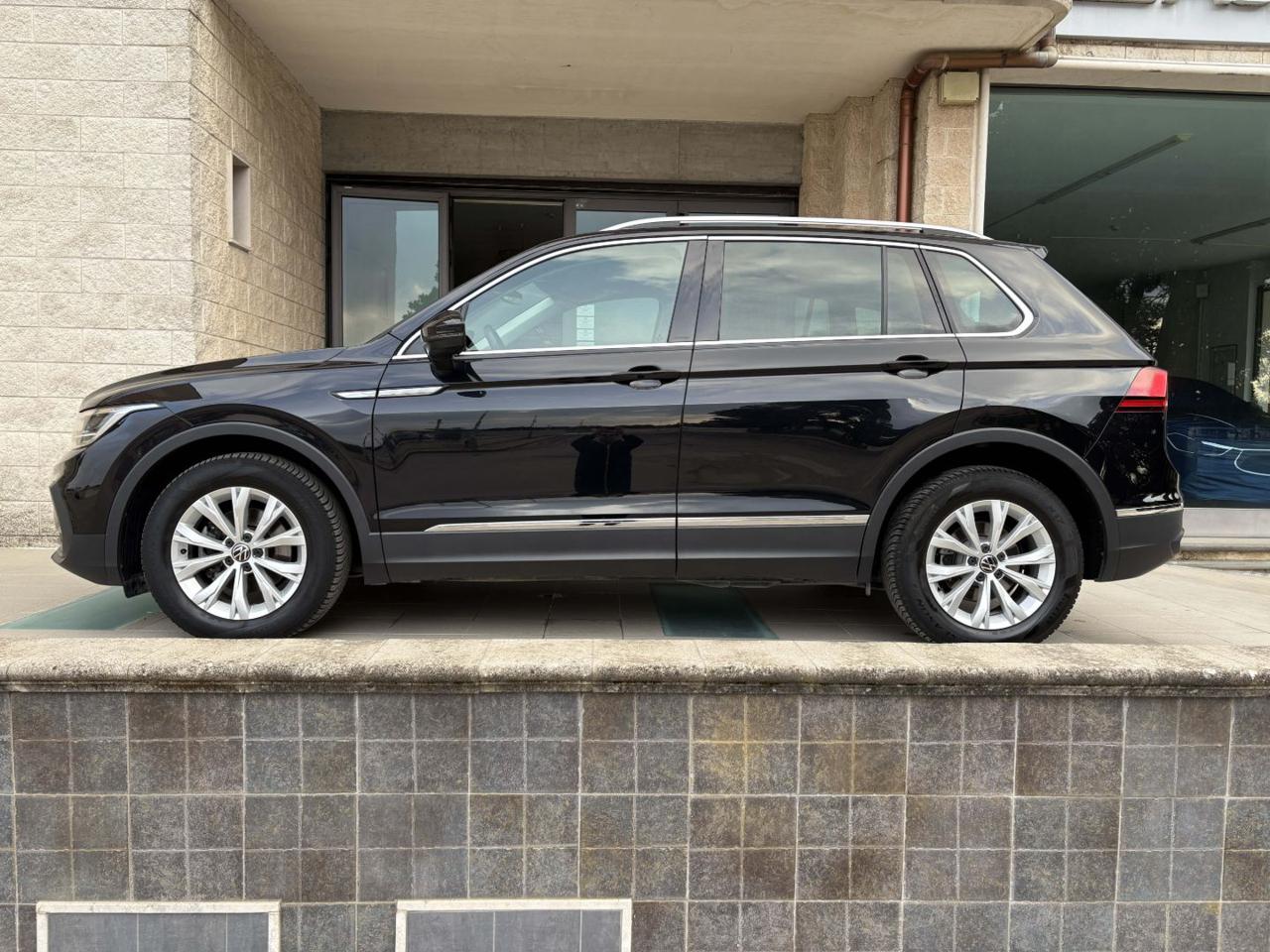 VOLKSWAGEN Tiguan 2.0 TDI 150 CV SCR DSG Life - 8