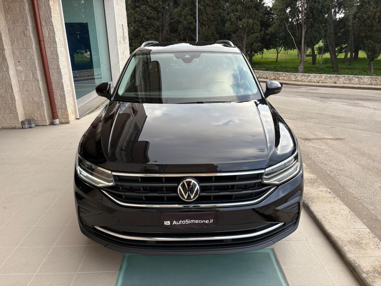 VOLKSWAGEN Tiguan 2.0 TDI 150 CV SCR DSG Life - 2