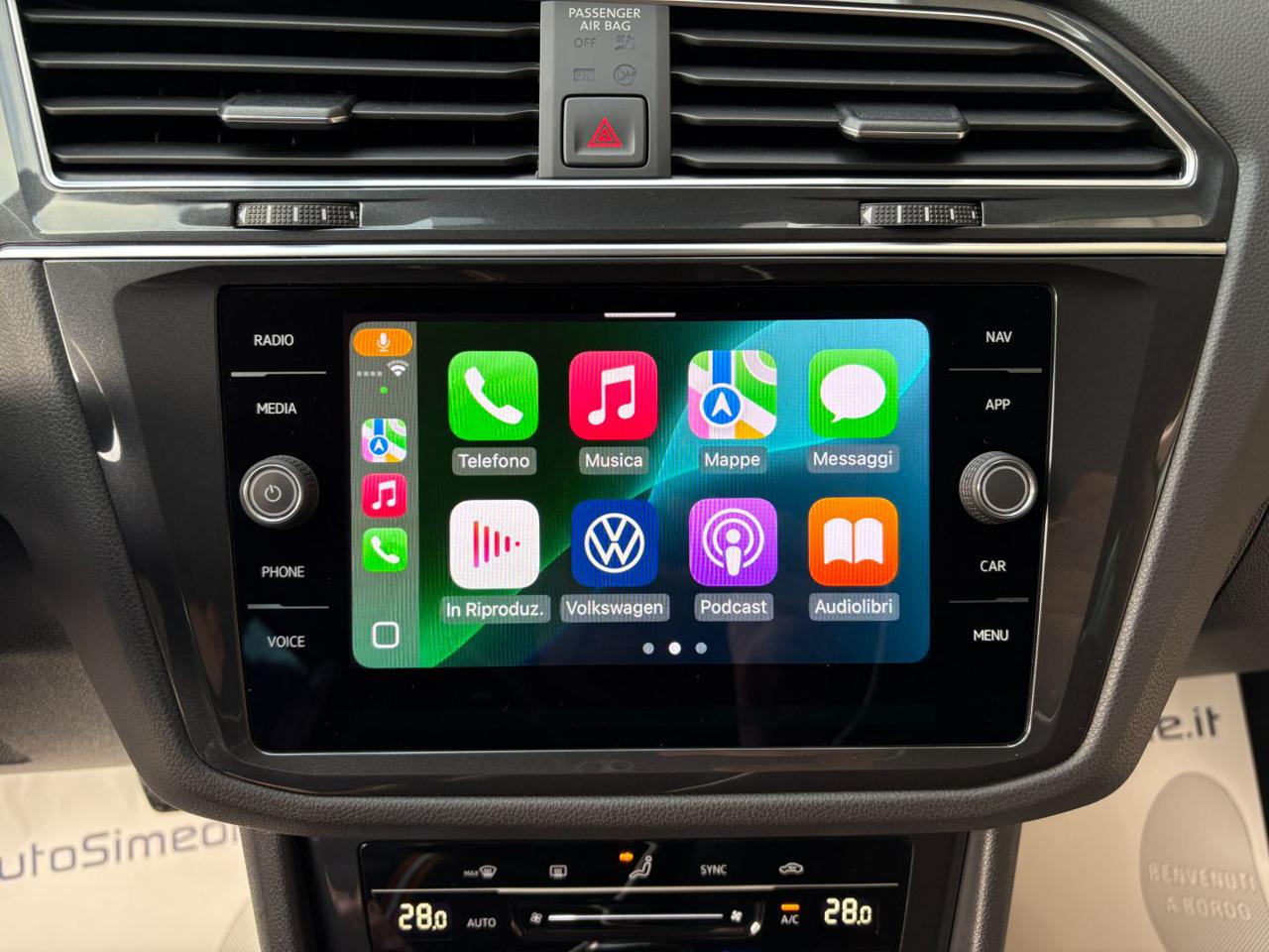 VOLKSWAGEN Tiguan 2.0 TDI 150 CV SCR DSG Life - 25