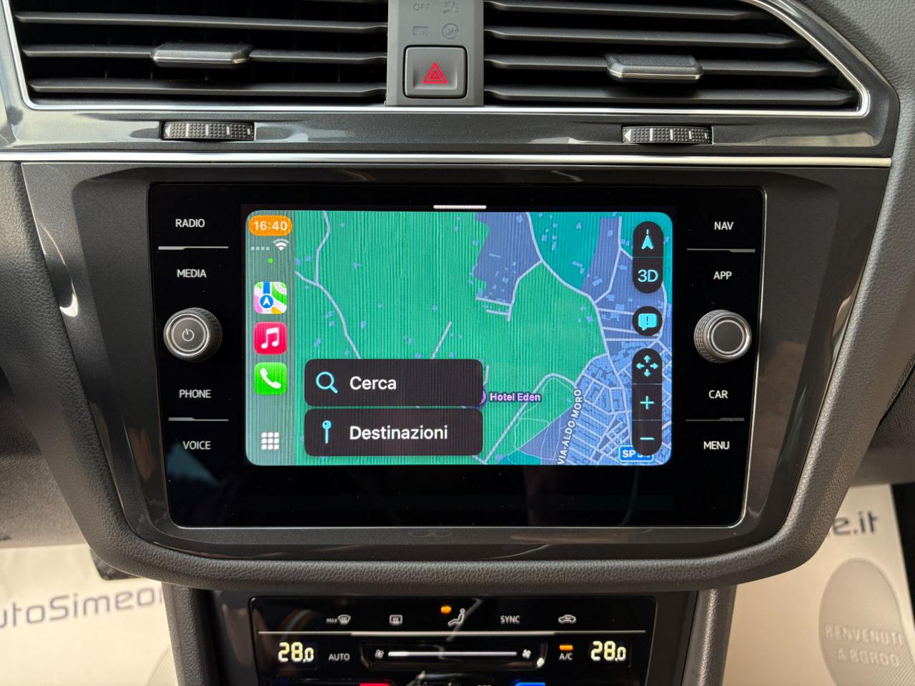 VOLKSWAGEN Tiguan 2.0 TDI 150 CV SCR DSG Life - 15