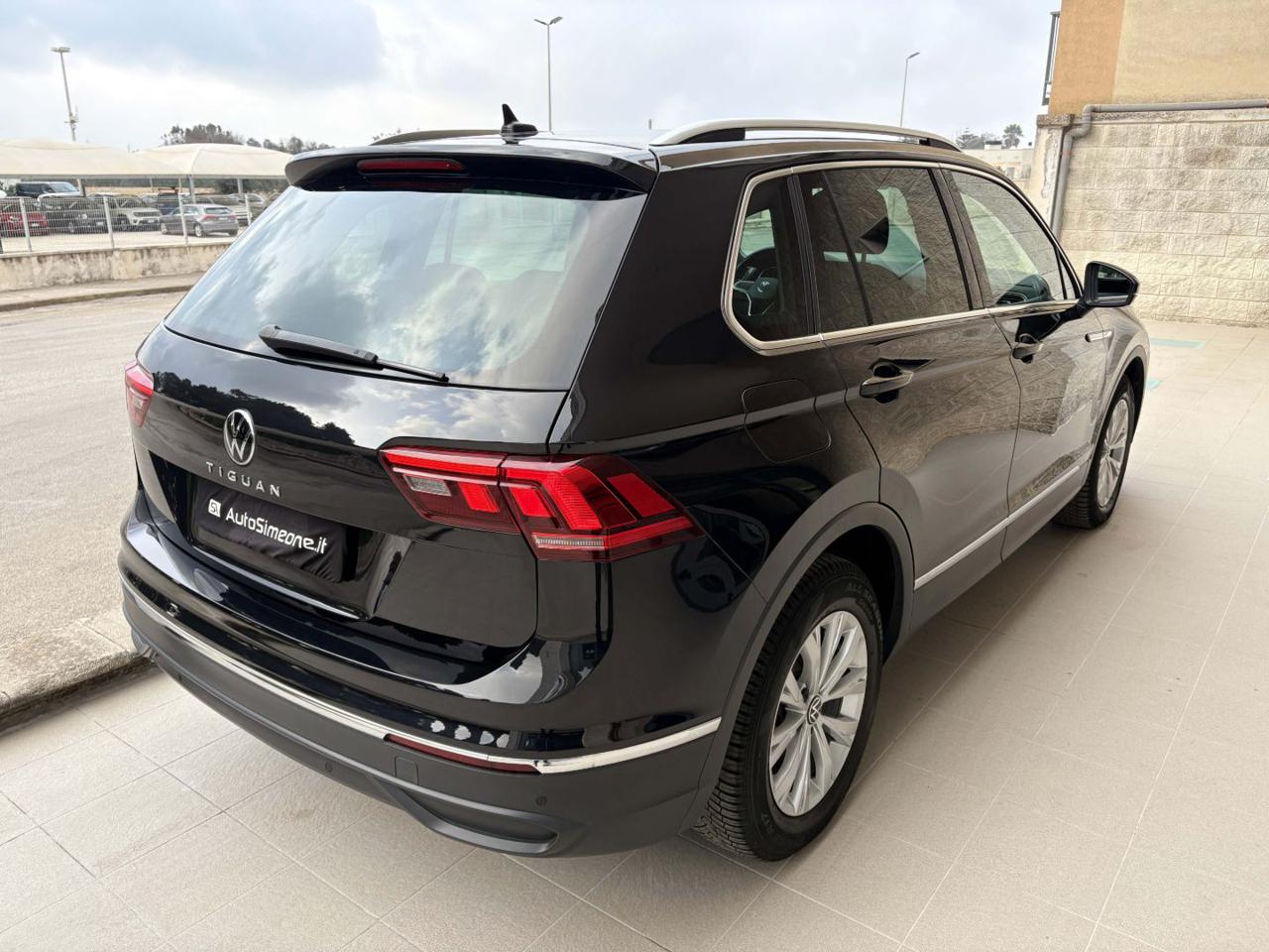 VOLKSWAGEN Tiguan 2.0 TDI 150 CV SCR DSG Life - 5